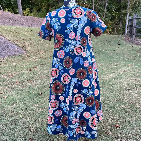 LuLaRoe high low dress with pocket - Picture 4 of 5